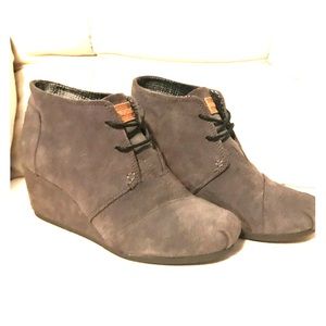Toms wedge bootie